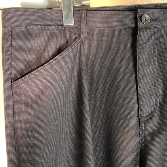 Calvin Klein (38”x32”) - Picture 2 of 16